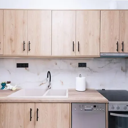 아파트 Spacious Fully Equipped House