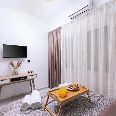 Spacious Fully Equipped House 아파트