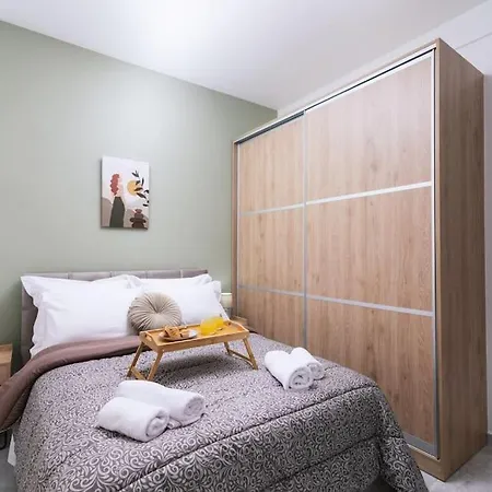 아파트 Spacious Fully Equipped House